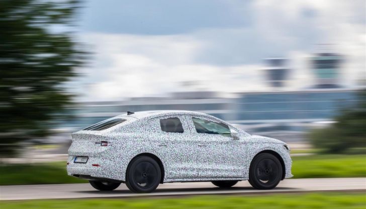 Skoda Enyaq Coupé iV: elegante, sportivo ed elettrico - Foto 8 di 9