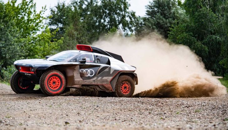 Audi si prepara alla Dakar 2022 con il prototipo RS Q e-tron - Foto 4 di 10
