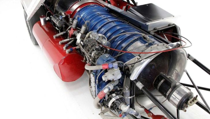 Bastano i 7.000 CV di questa Corvette C4 “jet” per firmare il record sul quarto di miglio? - Foto 6 di 8