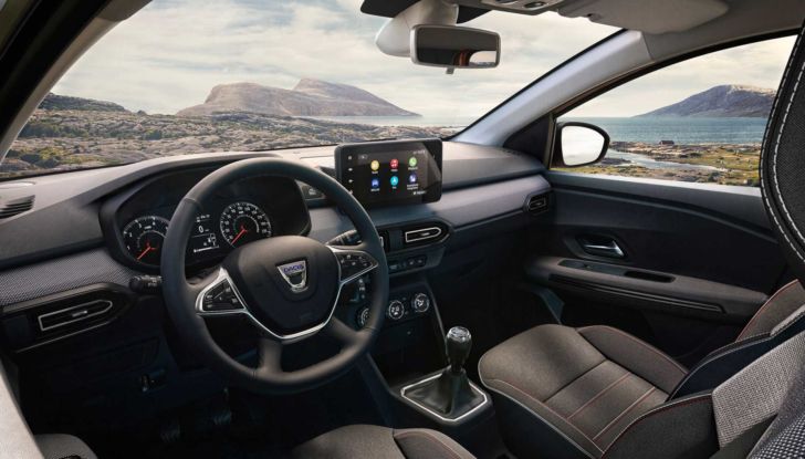 Dacia Jogger 2021: l’erede della Logan MCV è una multispazio in stile SUV - Foto 11 di 13