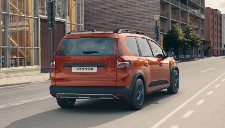 Dacia Jogger 2021: l’erede della Logan MCV è una multispazio in stile SUV - Foto 6 di 13