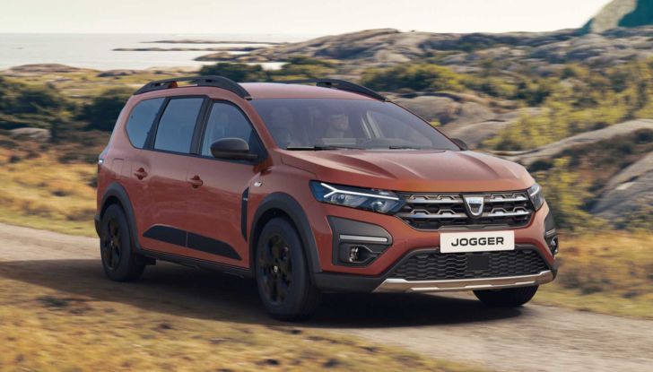 Dacia Jogger 2021: l’erede della Logan MCV è una multispazio in stile SUV - Foto 1 di 13