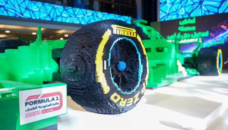 La Formula 1 di Lego più grande al mondo sarà il simbolo del GP di Arabia Saudita - Foto 3 di 7