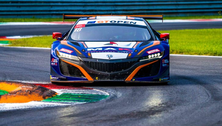 International GT Open: vittoria di Mercedes e Ferrari a Monza - Foto 12 di 38