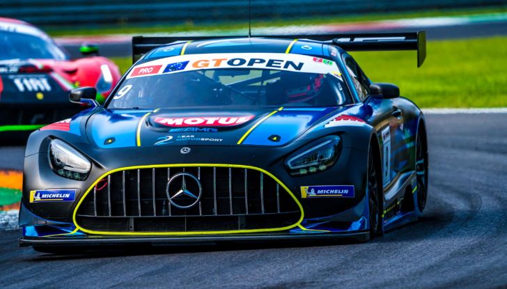 International GT Open: vittoria di Mercedes e Ferrari a Monza - Foto 25 di 38