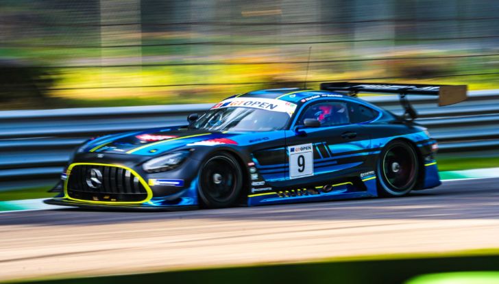 International GT Open: vittoria di Mercedes e Ferrari a Monza - Foto 27 di 38