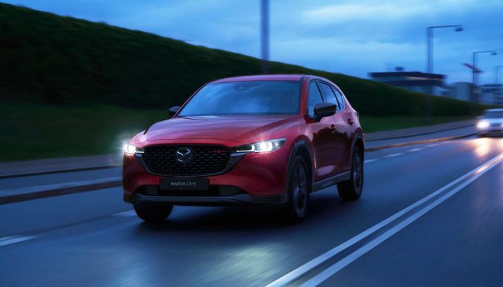 Mazda CX-5 2022: prova su strada del SUV giapponese in versione speciale Homura - Foto 18 di 19