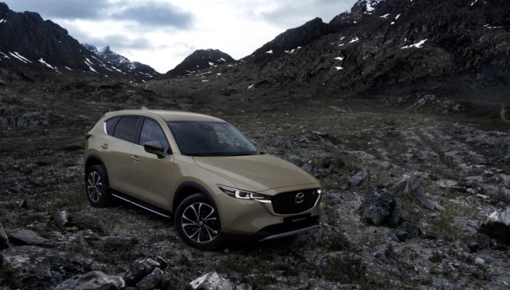 Mazda CX-5 2022: prova su strada del SUV giapponese in versione speciale Homura - Foto 5 di 19