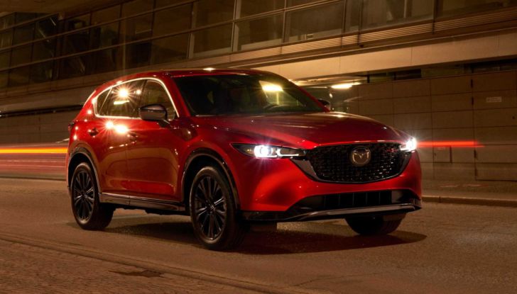 Mazda CX-5 2022: prova su strada del SUV giapponese in versione speciale Homura - Foto 16 di 19
