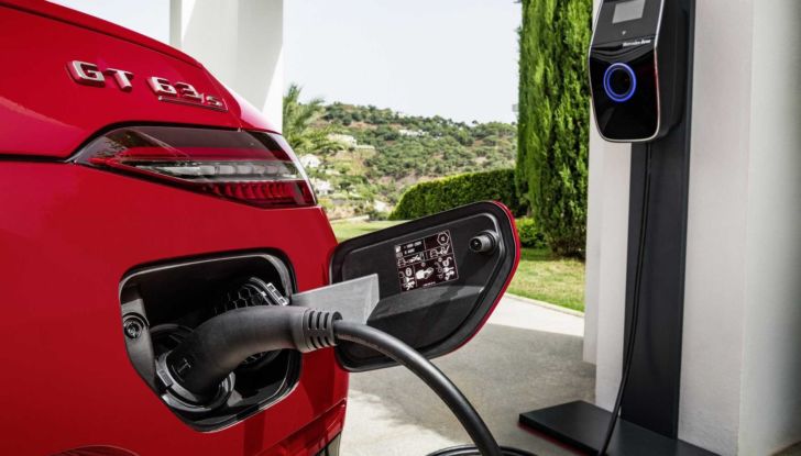 Mercedes-AMG passa all’ibrido plug-in con la GT 63 S E Performance - Foto 17 di 22
