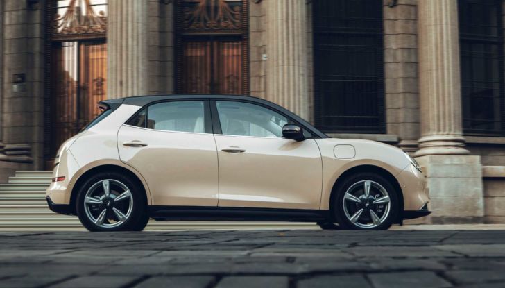 Ora Cat: l’elettrica economica da 400 km di autonomia arriva dalla Cina - Foto 3 di 6