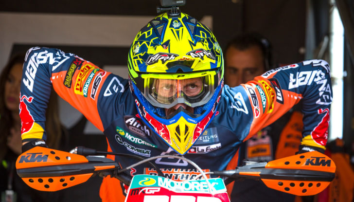 Ducati, una nuova moto da cross guidata da Tony Cairoli - Foto 4 di 9
