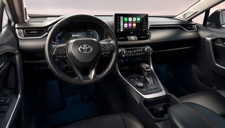 Toyota RAV4: la versione Adventure anticipa il restyling del 2022 - Foto 5 di 6