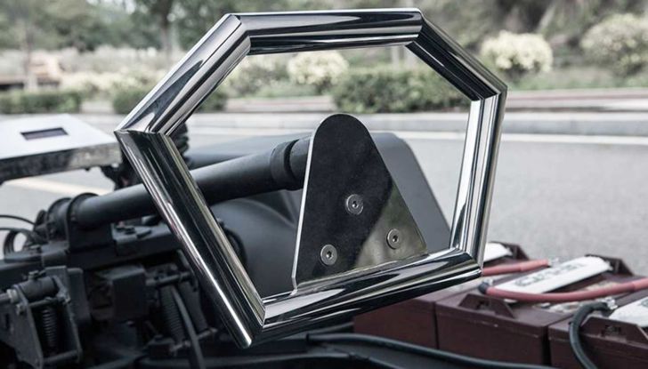 All’asta l’auto che mescola il fascino della Countach con le forme del Tesla Cybertruck - Foto 11 di 11