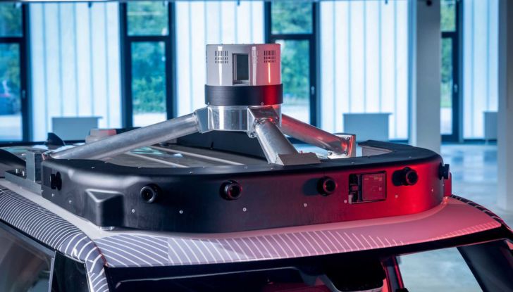 Volkswagen ID.BUZZ: il prototipo di van a guida autonoma debutta a Monaco - Foto 9 di 10