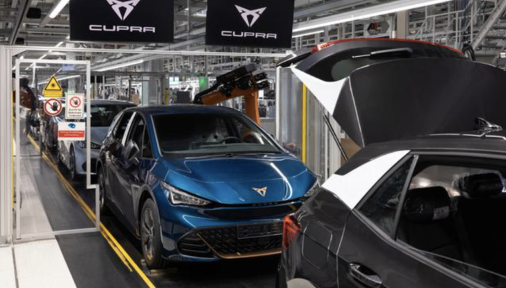 Cupra: al via la produzione di Born, il primo modello 100% elettrico - Foto 12 di 18