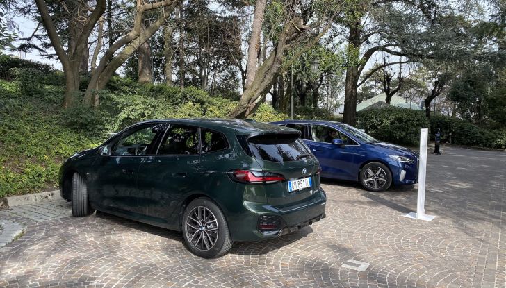 BMW Serie 2 Active Tourer: prova su strada della monovolume ibrida - Foto 1 di 19