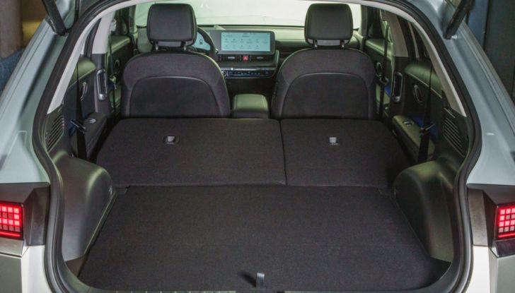 Hyundai reinventa l’auto elettrica, con la nuova IONIQ 5 - Foto 13 di 32