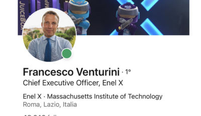 Colonnine di ricarica Fast per auto elettriche in autostrada in forte ritardo