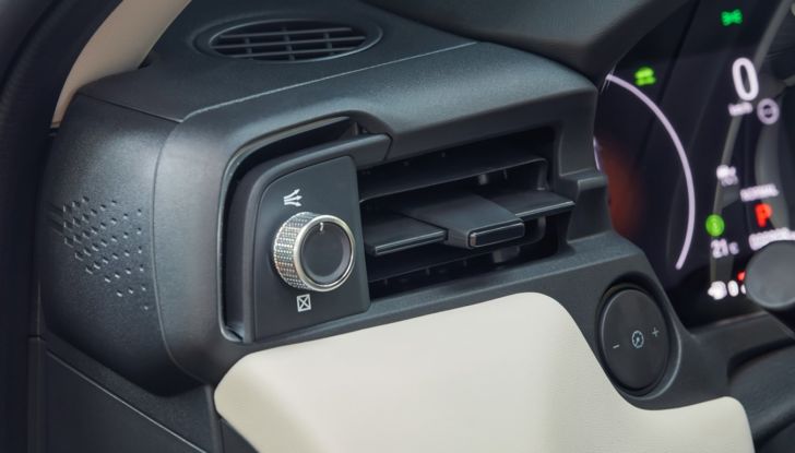 Prova su strada Honda HR-V e:HEV 2022: tutto quello che c’è da sapere sul nuovo crossover ibrido - Foto 21 di 33