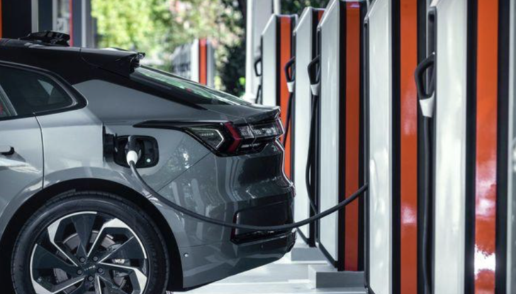 Zeekr 001: l’elettrica cinese è pronta per la produzione - Foto 5 di 14