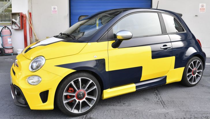 Anche Abarth verso l’elettrico: a Vallelunga debuttano le 595 K-Hertz e le 500 Icon-e - Foto 10 di 20