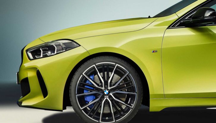 BMW M135i xDrive: upgrade alle sospensioni per la Serie 1 più sportiva - Foto 3 di 7