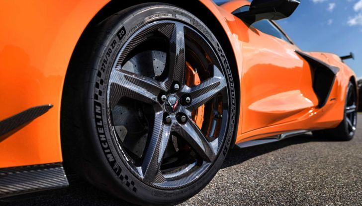 Chevrolet Corvette: il futuro è ibrido (2023) e poi elettrico - Foto 8 di 19