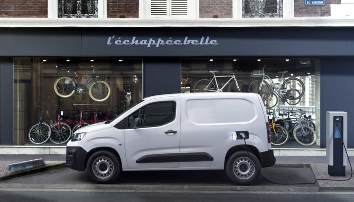 Citroen ë-Berlingo Van debutta in Italia, il listino attacca da 26.535 Euro - Foto 3 di 10