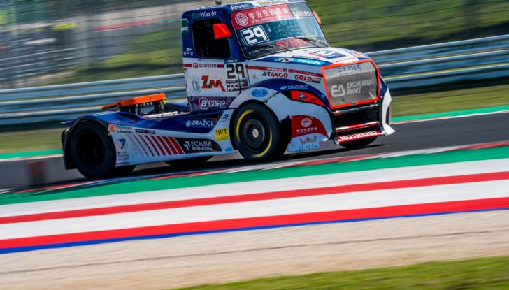 Misano dà spettacolo con i camion del FIA European Truck Racing Championship! - Foto 17 di 50