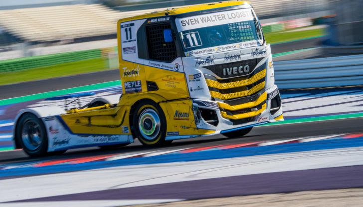 Misano dà spettacolo con i camion del FIA European Truck Racing Championship! - Foto 33 di 50