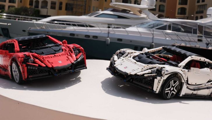 GTA Spano: il modellino LEGO ha 10 motori elettrici e tocca i 36,5 km/h! - Foto 11 di 18