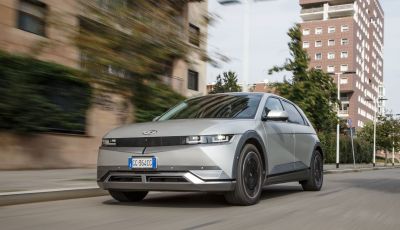 Hyundai Ioniq 5 arriva in Italia, testimonial è l’attrice Matilde Gioli