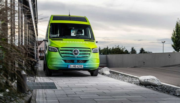 Mercedes verso il “carbon neutral” con il prototipo eSprinter Sustaineer - Foto 5 di 9