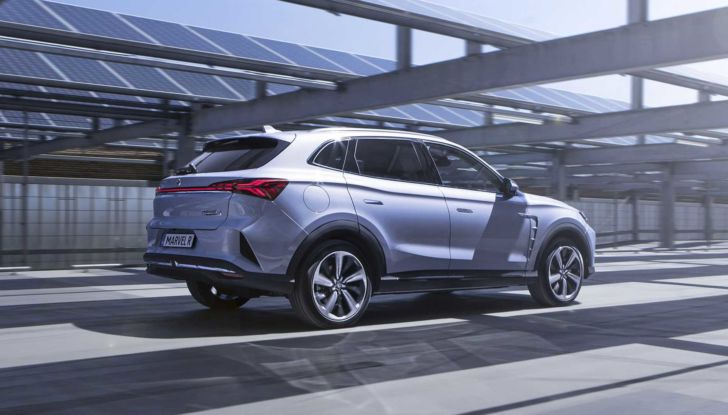 MG Europe debutta in Italia con MG5 Electric, ZS EV e Marvel R - Foto 2 di 9