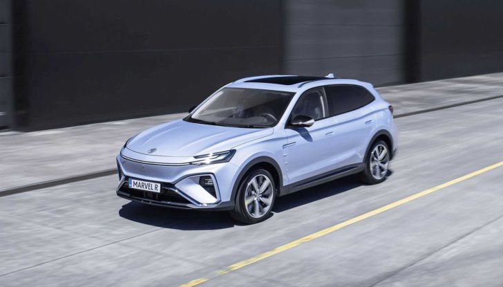 MG Europe debutta in Italia con MG5 Electric, ZS EV e Marvel R - Foto 1 di 9