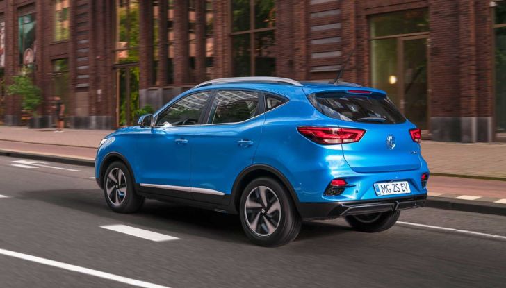 MG Europe debutta in Italia con MG5 Electric, ZS EV e Marvel R - Foto 8 di 9