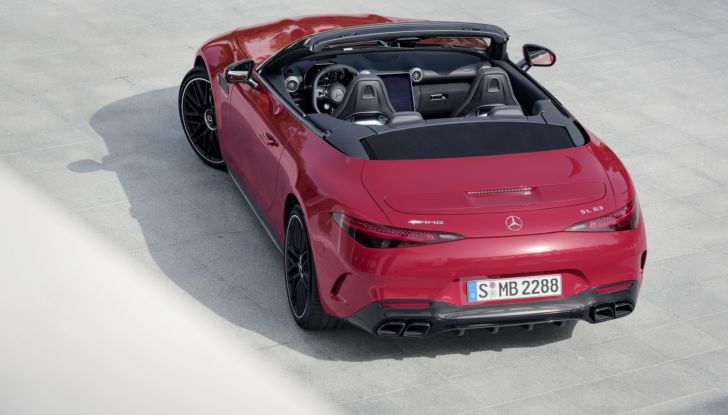 Mercedes-AMG SL 2022: la spider sportiva ritorna con un V8 da 585 cavalli - Foto 12 di 21