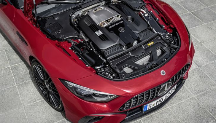 Mercedes-AMG SL 2022: la spider sportiva ritorna con un V8 da 585 cavalli - Foto 19 di 21
