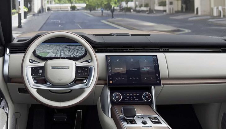 Range Rover 2022: al debutto la ibrida plug-in con prezzi da 135.800 Euro - Foto 13 di 15