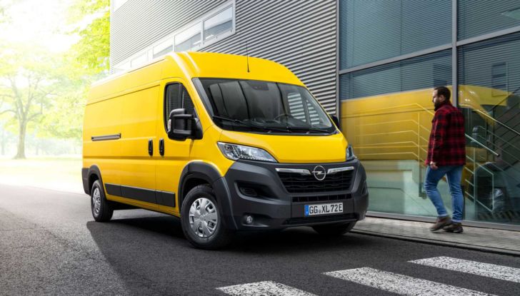 Opel Movano 2022: aperti gli ordini, listino da 25.520 Euro - Foto 3 di 8