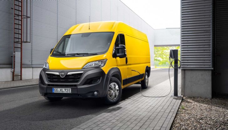 Opel Movano 2022: aperti gli ordini, listino da 25.520 Euro - Foto 4 di 8