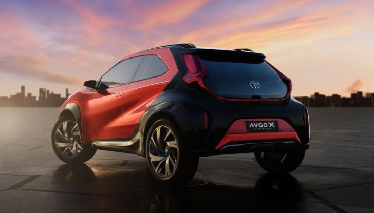 Toyota Aygo aggiunge una “X”: da citycar diventa crossover! - Foto 5 di 13