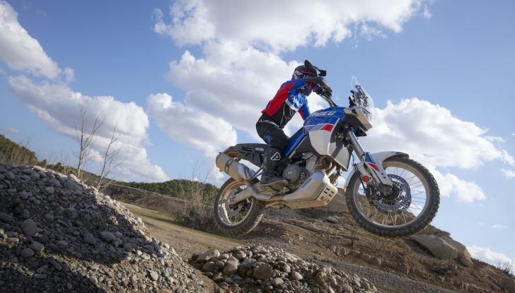 Aprilia Tuareg 660: la media per viaggiare e fare fuoristrada - Foto 3 di 7