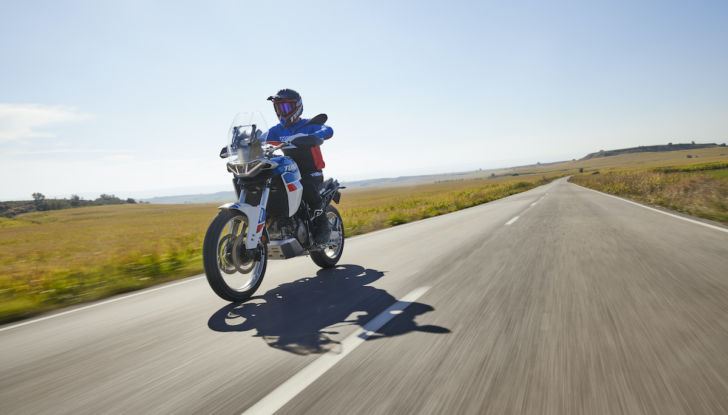 Aprilia Tuareg 660: la media per viaggiare e fare fuoristrada - Foto 4 di 7