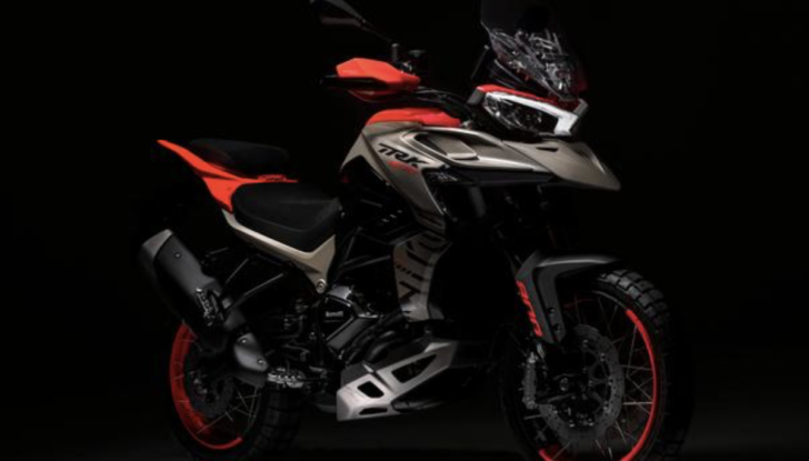 Benelli TRK 800: l’adventure pesarese conquista EICMA - Foto 4 di 9