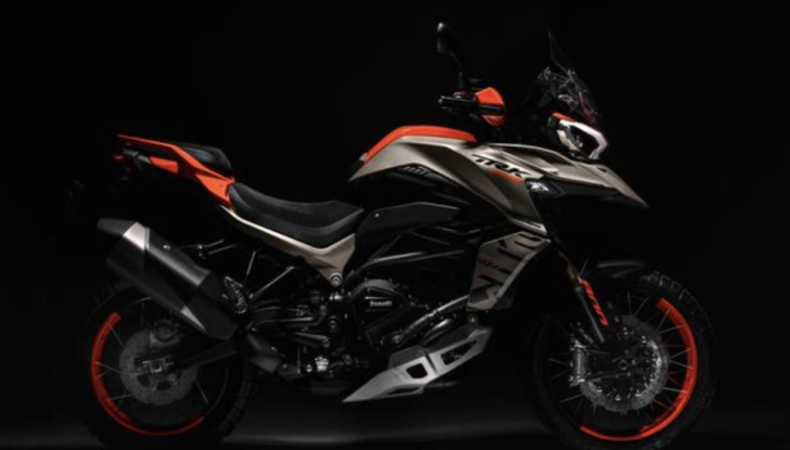 Benelli TRK 800: l’adventure pesarese conquista EICMA - Foto 5 di 9