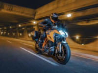 KTM 1290 Super Duke GT: presentata la versione 2022