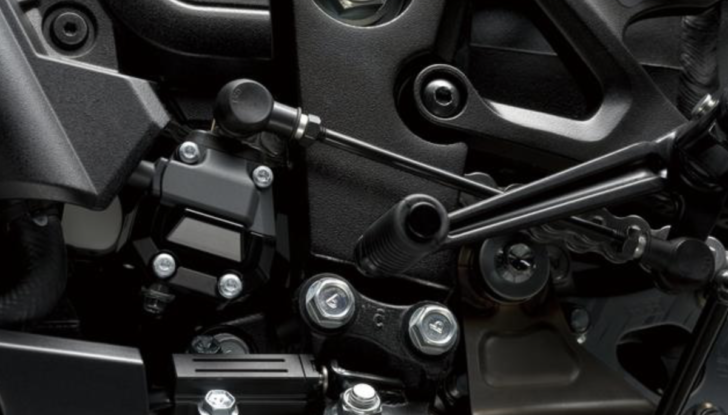 Suzuki Katana MY2022 debutta a EICMA 2021 - Foto 9 di 11