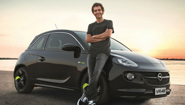 Valentino Rossi e un garage pieno di bolidi! - Foto 3 di 8